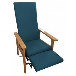 Sillón respaldo alto geriátrico con reposapiernas.